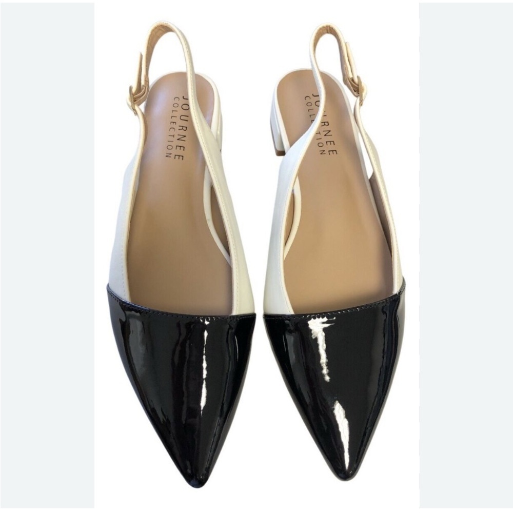 Journee Collection flats!  Beautiful!​​​